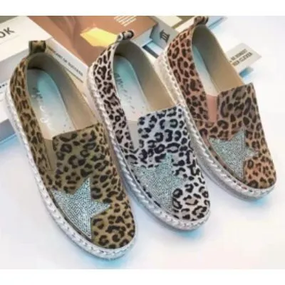 CHIKI Leather Slip-Ons