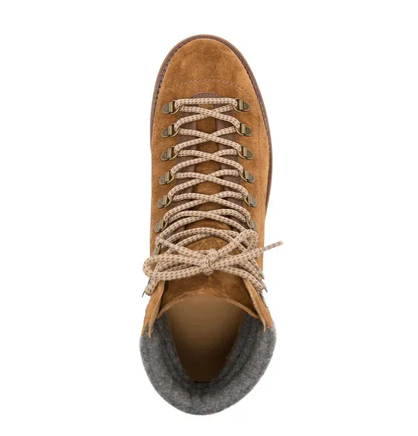 Lace-up suede Ankle Boots