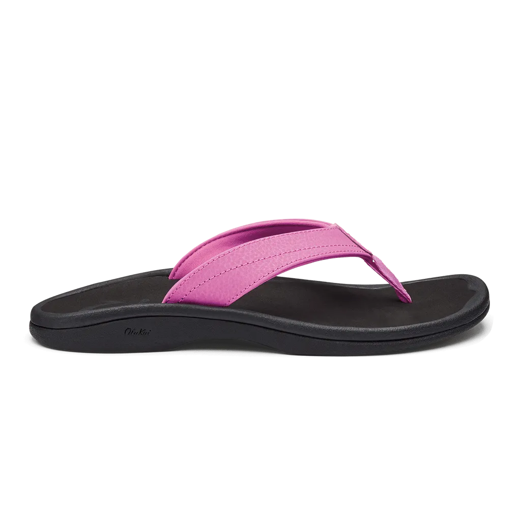 OluKai Women's Ohana Sandals- Dragon Fruit/Black