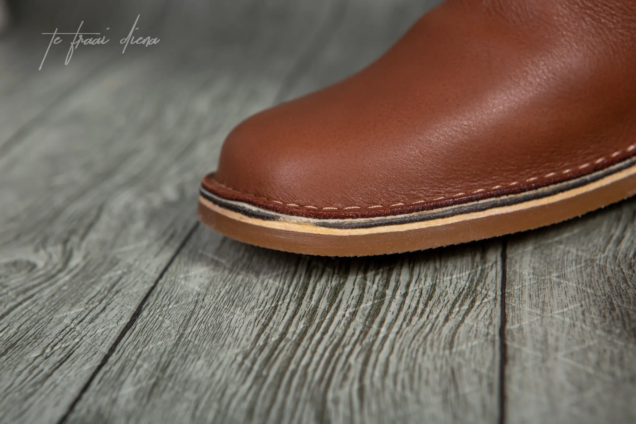V-Cut Stella - Texas Tan